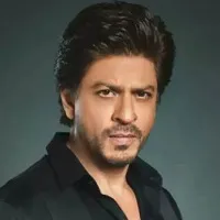 Customrs officers stopped Shahrukh Khan in Mumbai Airport