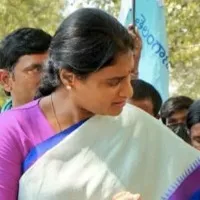Tension prevailed In YS Sharmila foot march