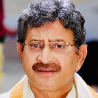 PM condoles death of Telugu actor Krishna