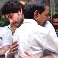 KCR pays tribute to Krishna