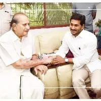 ap cm ys jagan to pay tributes to krishna tomorrow in hyderabad