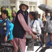 Amitabh Bachchan would survive on panipuri when he worked in Kolkata on low salary