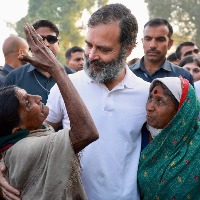 Maha: Congress to distribute 100,000 copies of Constitution