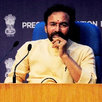 Counter false propaganda of TRS, Kishan Reddy tells BJP cadres