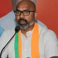 BJP MP Dharmapuri Arvind House Attack Case Hyderabad police gives remand report