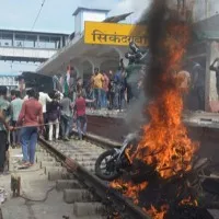 Another 6 arrested in Secunderabad Railway station Destruction Case