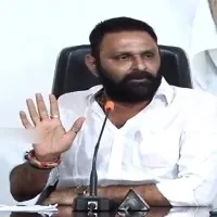 Kodali Nani replies to Vasantha Nageswara Rao remarks