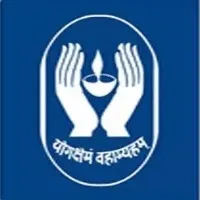 jobs in LIC with inter qualification