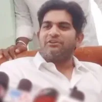 J C Ashmit Reddy Attacked in Tadipatri