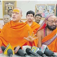 Peetadhipathis anger on TTD