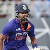 India posts good target against Newzeland