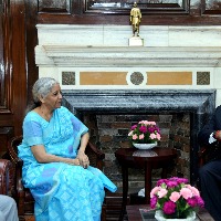 States seek greater fund allocation during pre-budget consultation