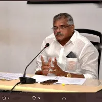Botsa opined any corruption in govt leads employees and CM have to hang their heads down