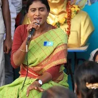 Police arrests YS Sharmila