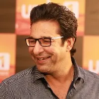 Wasim Akram alleges Salim Malik that he had treated like a servant
