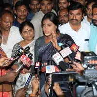 YS Sharmila slams CM KCR over her arrest
