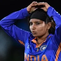 India womens cricketer Rajeshwari Gayakwad involved in altercation at super market