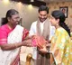 YS Bharathi gifts president Droupadi Murmu a pattu saree