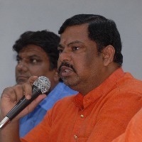 Hyderabad police notice to MLA Raja Singh over derogatory post