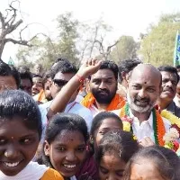 Take tests come clean Telangana BJP chief accuses KTR of consuming drugs