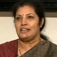 AP govt is diverting central funds says Purandeswari