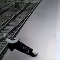 TTE gets electrocuted after live wire falls on him at Kharagpur railway station