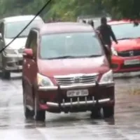 cbi officers reached to mlc kavitha home