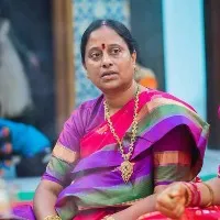 Konda Surekha says she resigning to TPCC Executive Committee