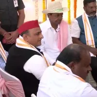 KCR hoists BRS flag in Delhi