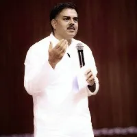 Nadendla Manohar met Kanna Lakshmi Narayana at his residence in Guntur