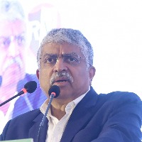 Nandan Nilekani talks about Infosys' succession plan