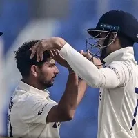 Bagladesh all out for 150 runs in first innings against Team India