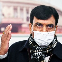 Enemy changing with time, Centre keeping close watch: Mandaviya on Covid situation