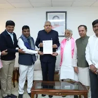 KCRs letter to loksabha and rajyasabha heads over party name change