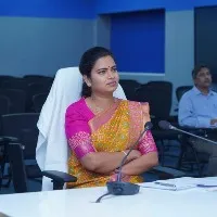 AP health minister Vidadala Rajini urges Center to allocate vaccines