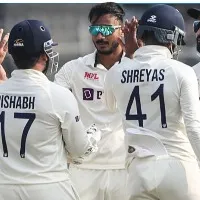 Mehidy traps Pant to open up the game