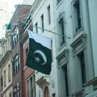 Pakistan decides to sell embassy building in US