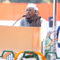 Pit of hatred being widened daily as principles of India under attack: Kharge