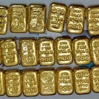 Gold worth Rs 46 lakhs seized at Hyderabad airport