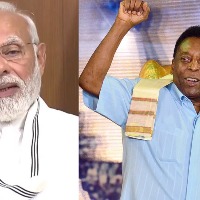 PM Modi mourns demise of football legend Pele