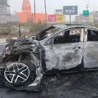 Locals said pothole leads Pant car mishap