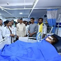 Chandrababu visits Kundabaddalu Subbarao