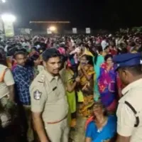 Uyyuru Foundation announces 15 lakhs to deceased in Guntur stampede