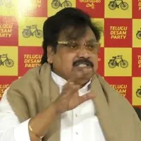 Jagan and his party leaders killed those 3 women says Varla Ramaiah