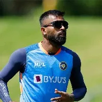 Hardik Pandya provides injury update after small scare in 1st T20I