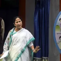 IAm in good mood dont ask about that says Mamata Banerjee