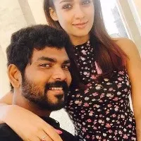 Vignesh Shivan deliver gifts to underprivileged on New Year viral vedio