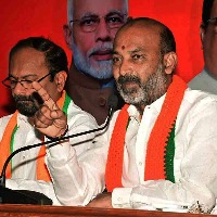 Telangana BJP chief booked for protest at Kamareddy collectorate