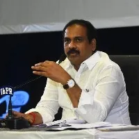 Kannababu opines on cinema pre release events
