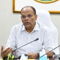 Telangana High Court Order to CS Somesh Kumar to Move AP Cadre